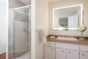 Room Rialto Bath Shower 2020 Domaine Madeleine